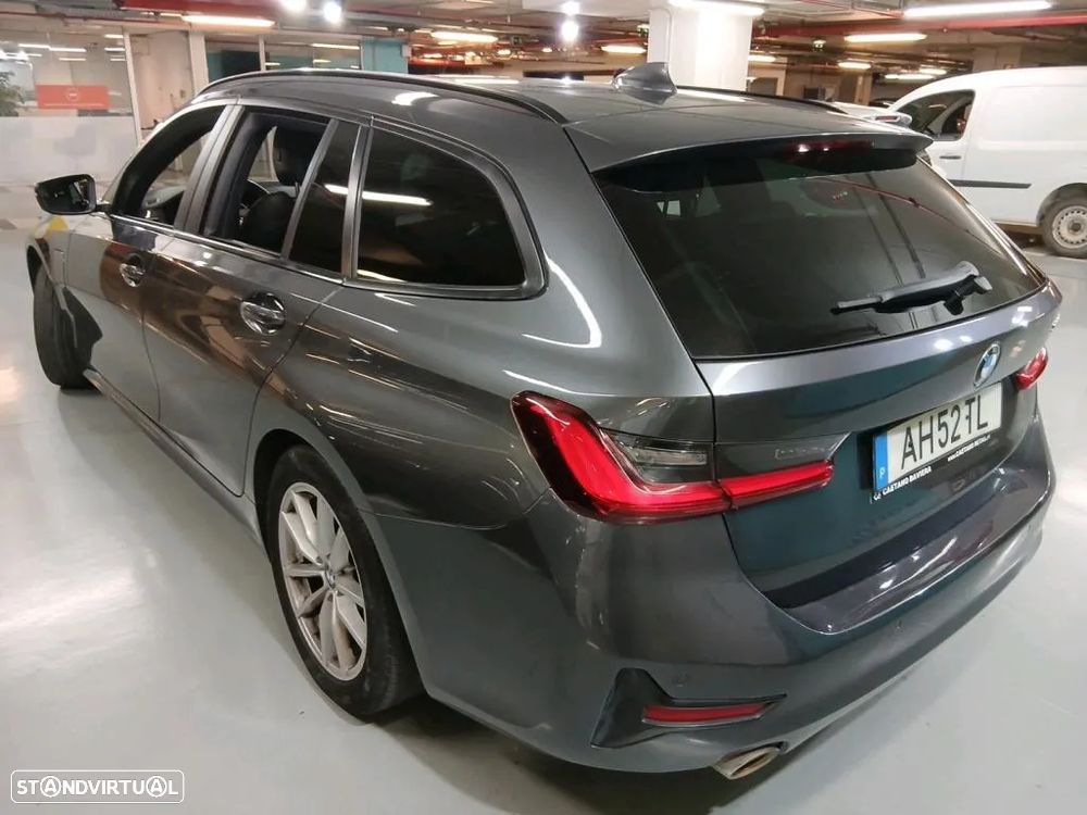 BMW 320 e Touring Corporate Edition Auto - 2