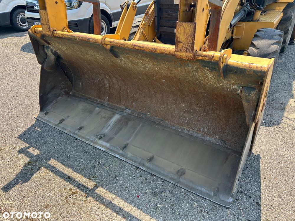Caterpillar CAT 432E - 10