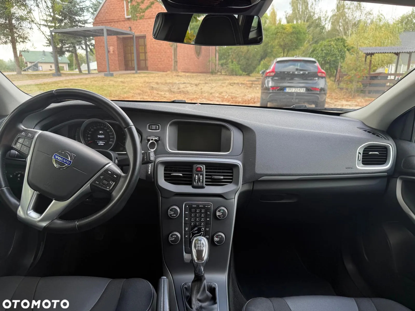 Volvo V40 D3 Drive-E Momentum - 23