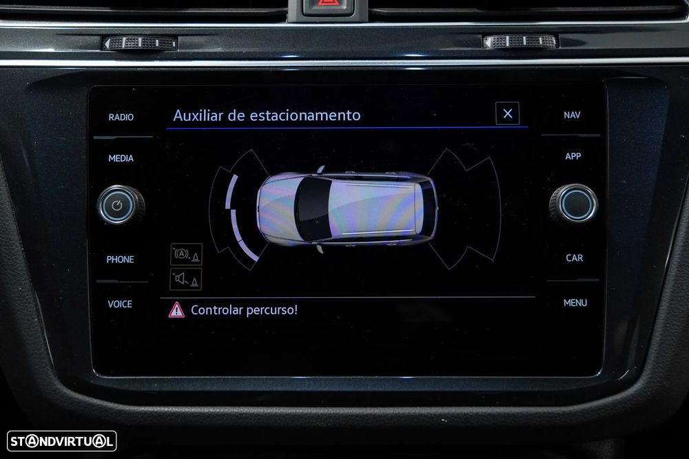 VW Tiguan 2.0 TDI R-Line DSG - 35