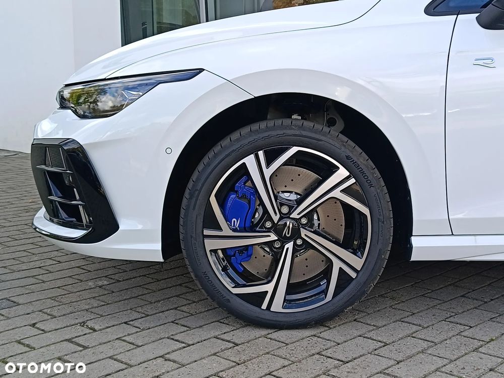 Volkswagen Golf 2026 photo 3