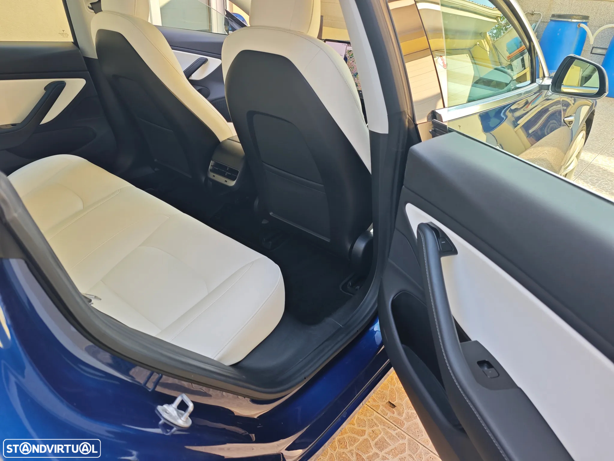Tesla Model 3 Long Range AWD Dual Motor Performance - 22