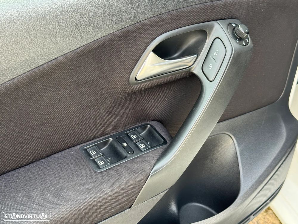 VW Polo 1.2 TDi Confortline - 24