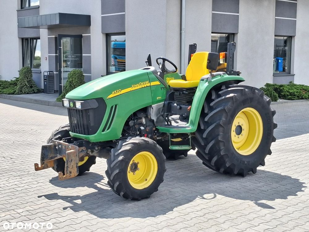 John Deere 4520 eHydro - 1