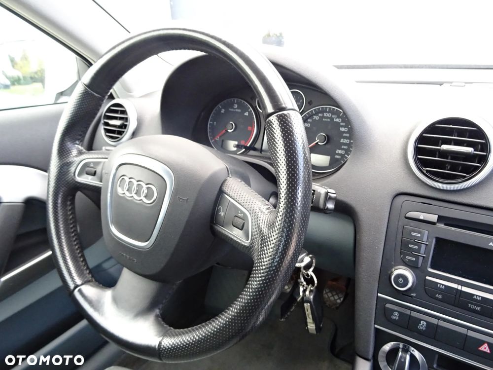 Audi A3 - 8