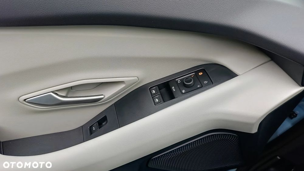 Ford Explorer 77kWh Premium RWD - 24