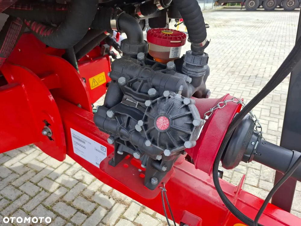 Kuhn LEXIS 3000l MES2 - 10