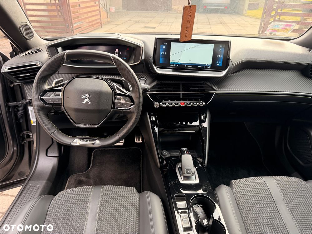 Peugeot 2008 PureTech 130 EAT8 GT - 7