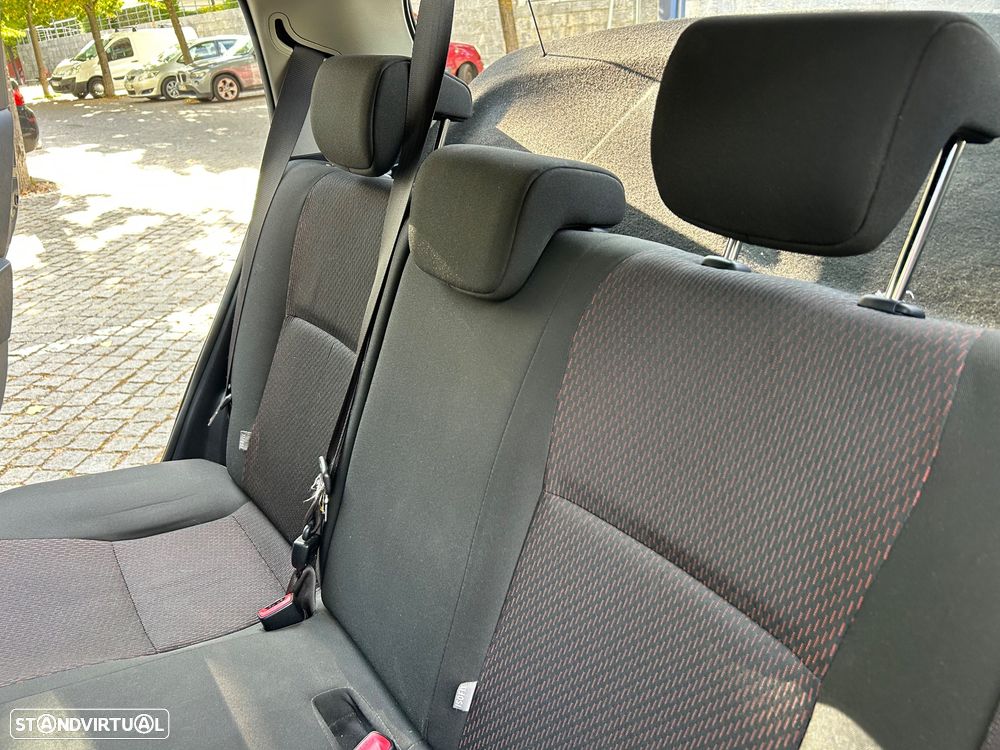 Toyota Yaris 1.4 D-4D SE Sport - 21