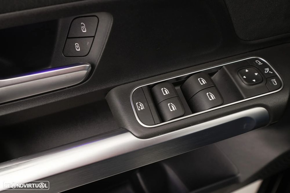 Mercedes-Benz GLB 180 d AMG Line - 22