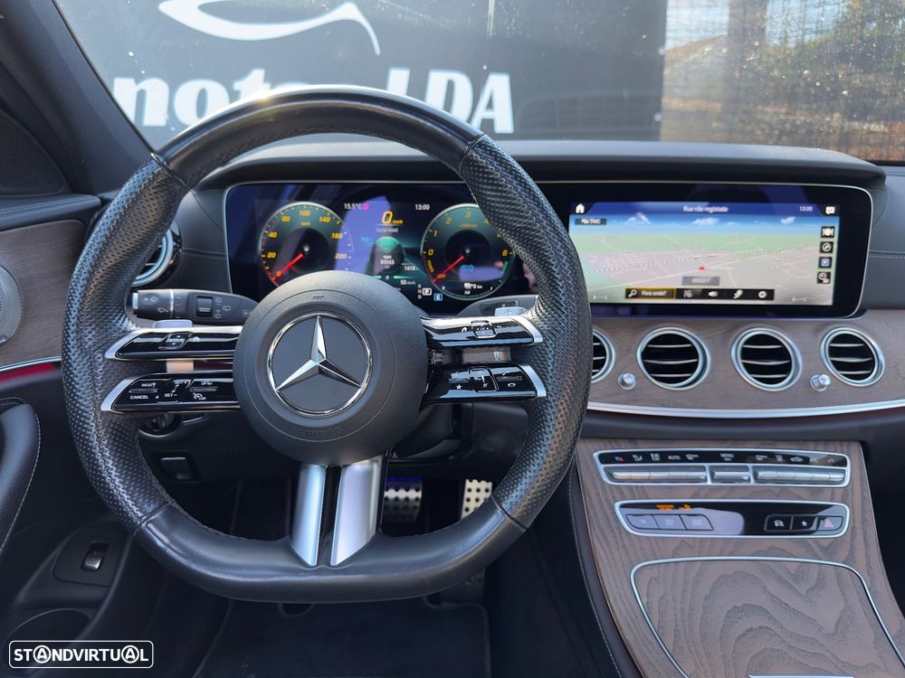 Mercedes-Benz E 300 de 4Matic 9G-TRONIC AMG Line - 11