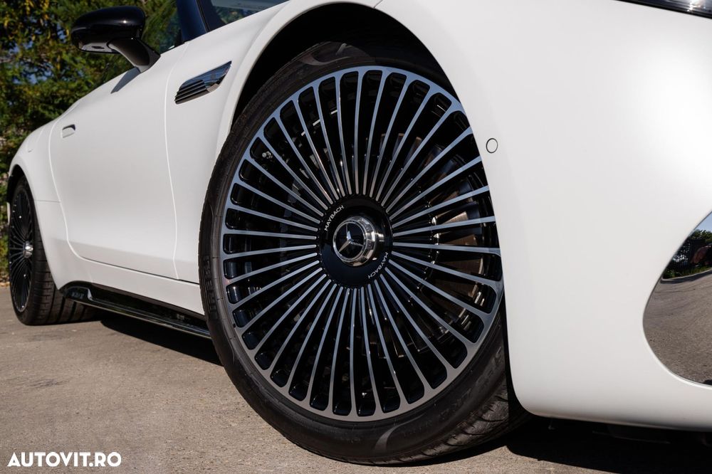 Mercedes-Benz SL Maybach 680 Monogram Series - 15