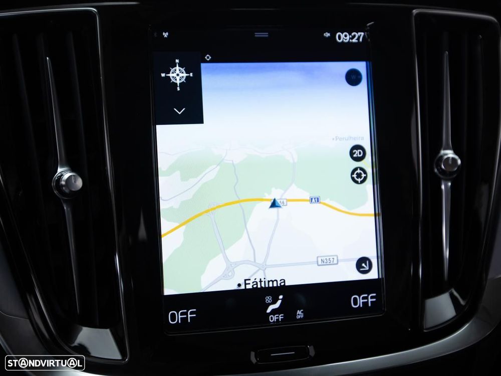 Volvo V60 2.0 T8 AWD TE Momentum Plus - 26