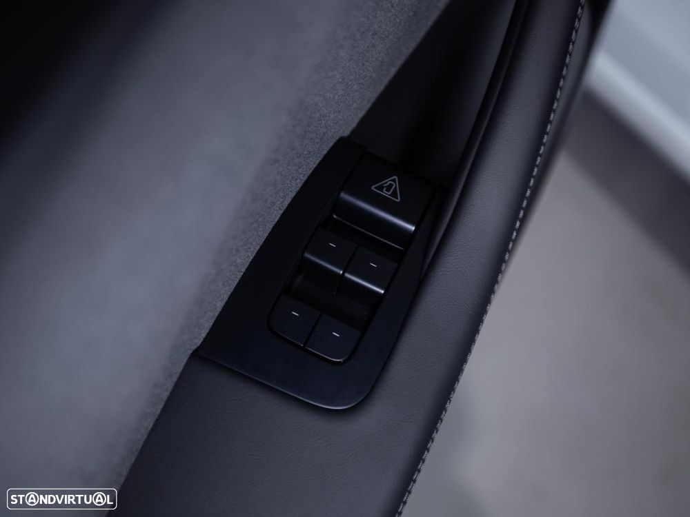 Tesla Model 3 Standard RWD - 16