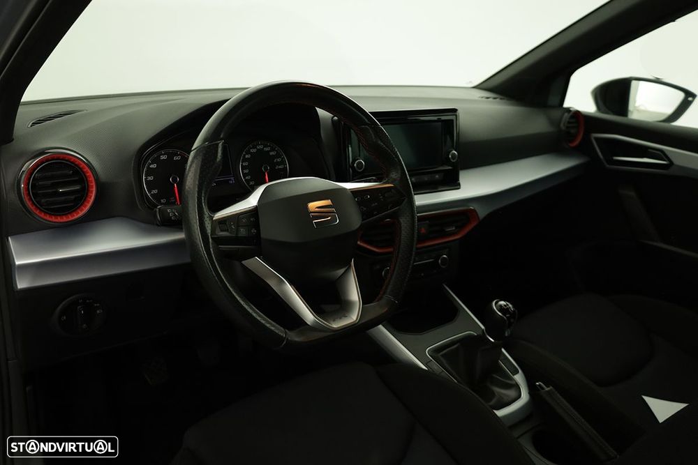 SEAT Arona 1.0 TSI FR - 7