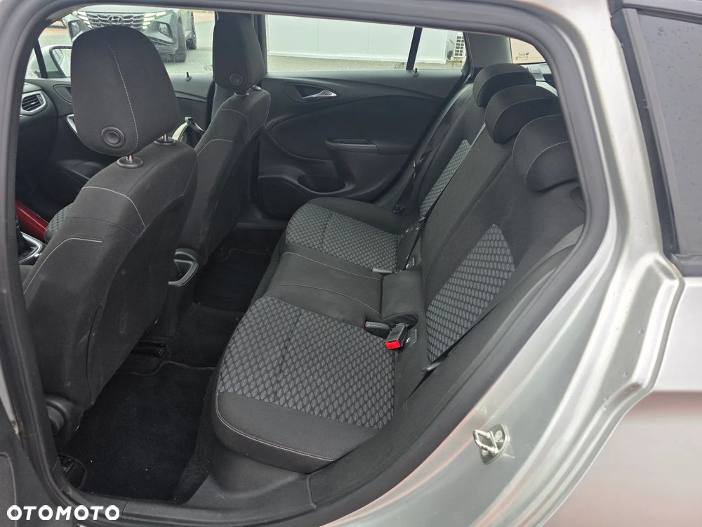 Opel Astra 1.6 CDTI Sports Tourer Active - 16