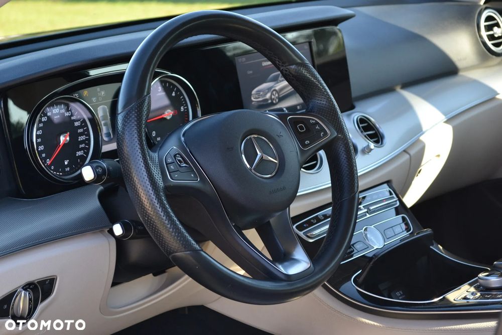 Mercedes-Benz Klasa E 200 d 9G-TRONIC Avantgarde - 21