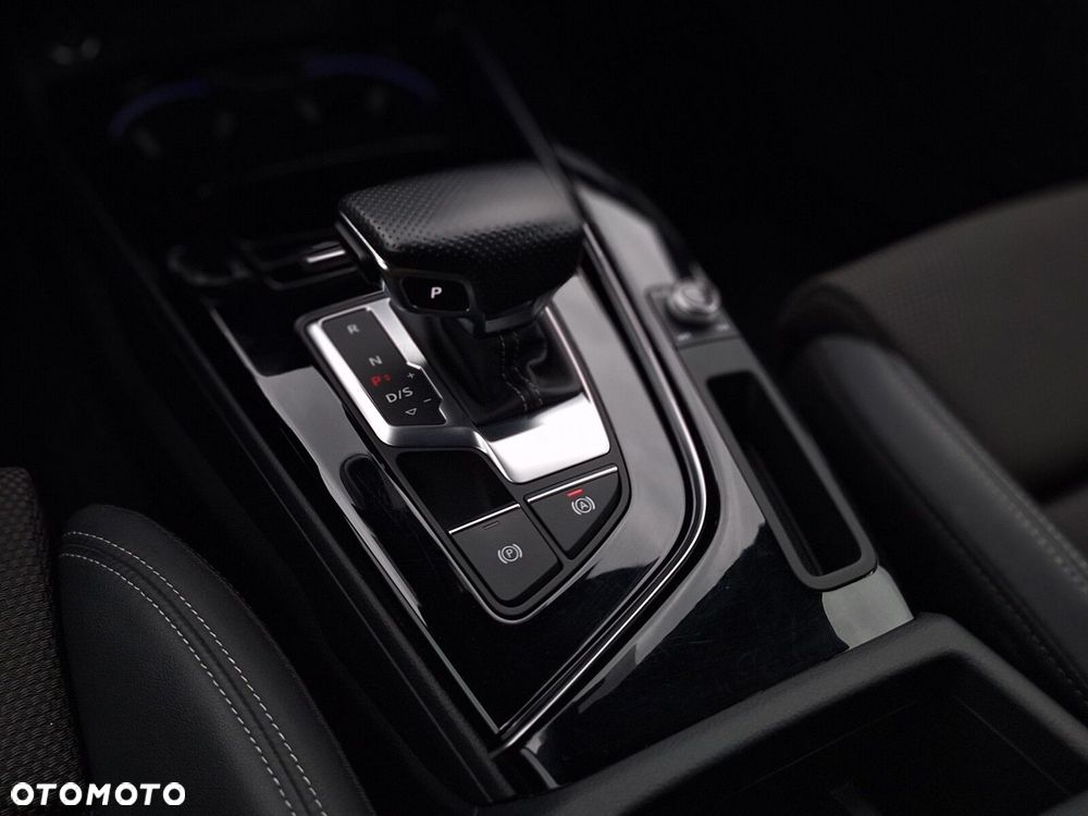 Audi A4 Limousine - 15