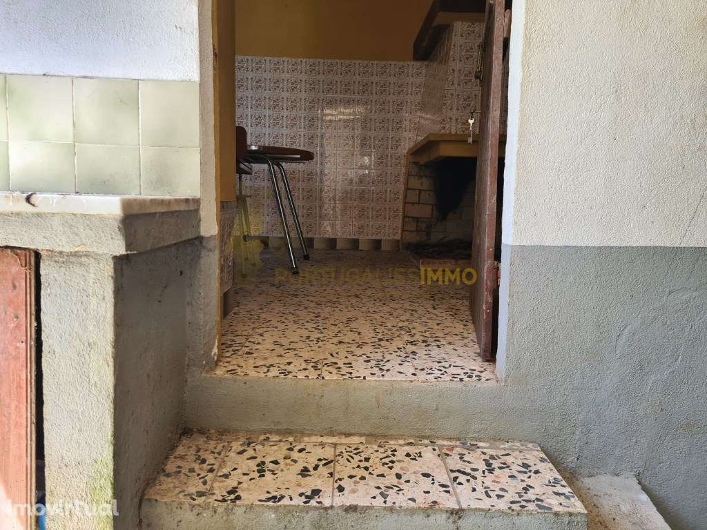 Para venda: Propriedade composta por duas habitações numa bonita al... - Grande imagem: 4/46