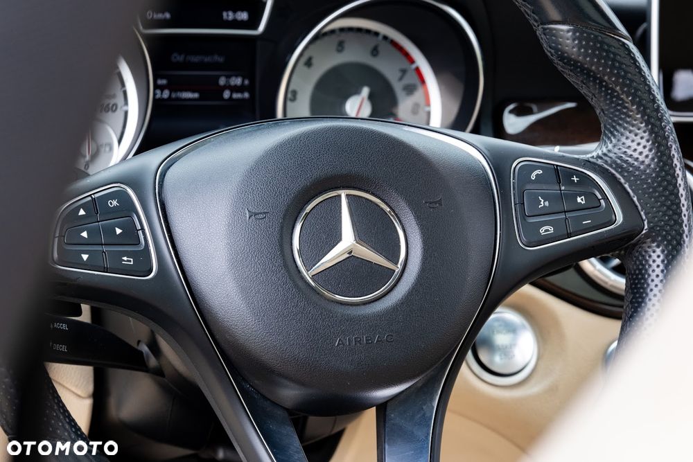 Mercedes-Benz CLA 250 7G-DCT - 29