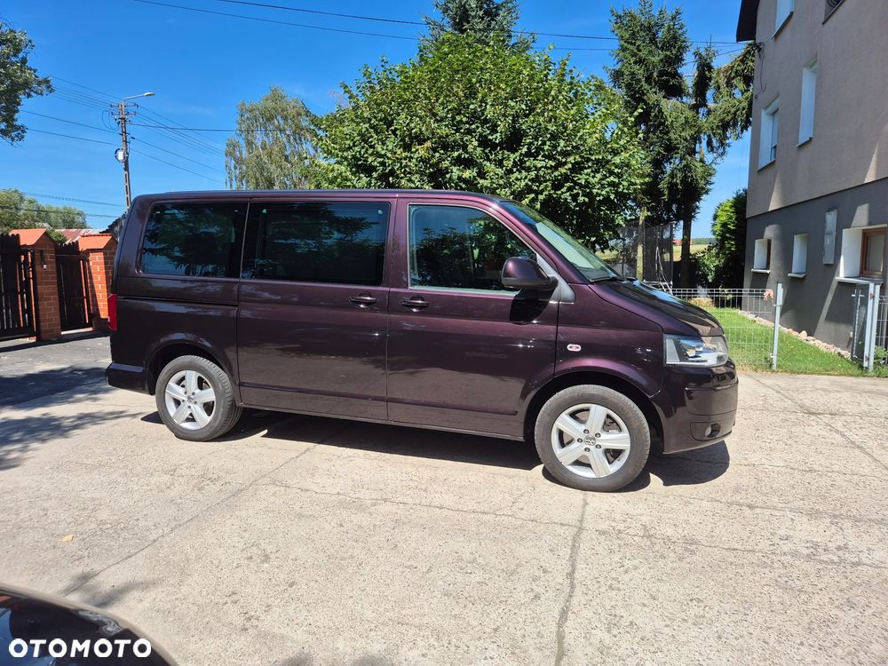 Volkswagen Multivan - 2