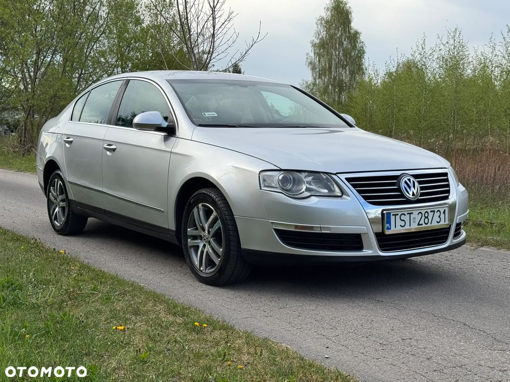Volkswagen Passat 2.0 TDI Individual - 1