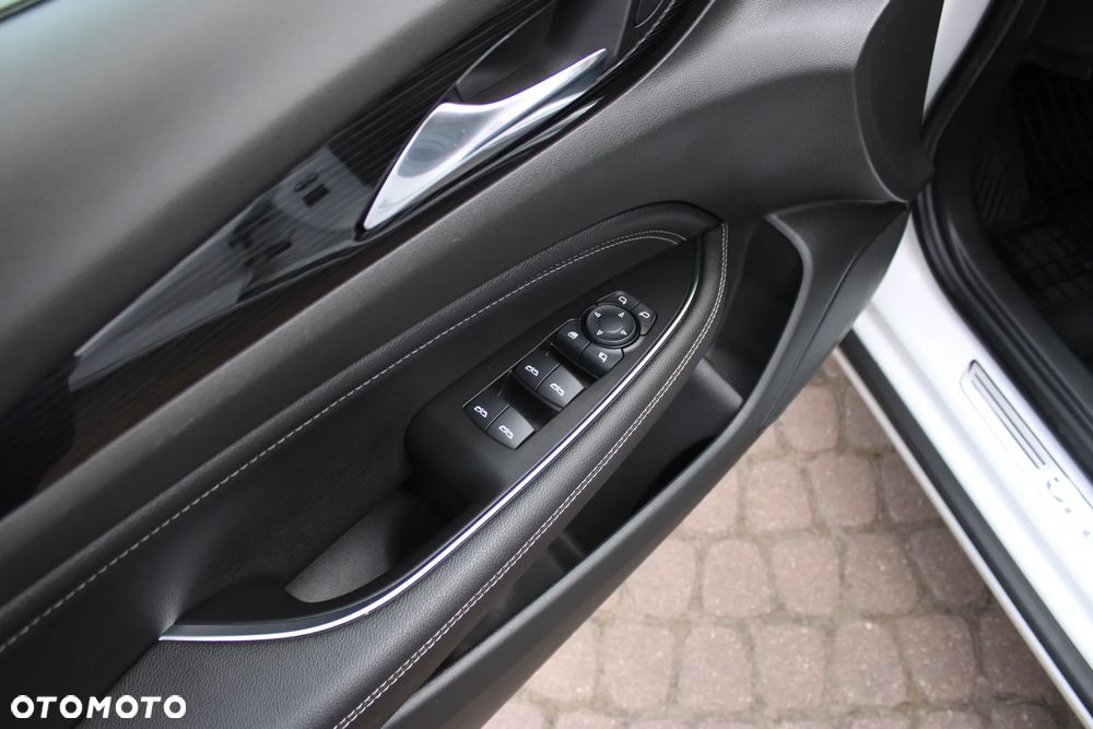 Opel Insignia 2.0 CDTI Elite S&S - 13