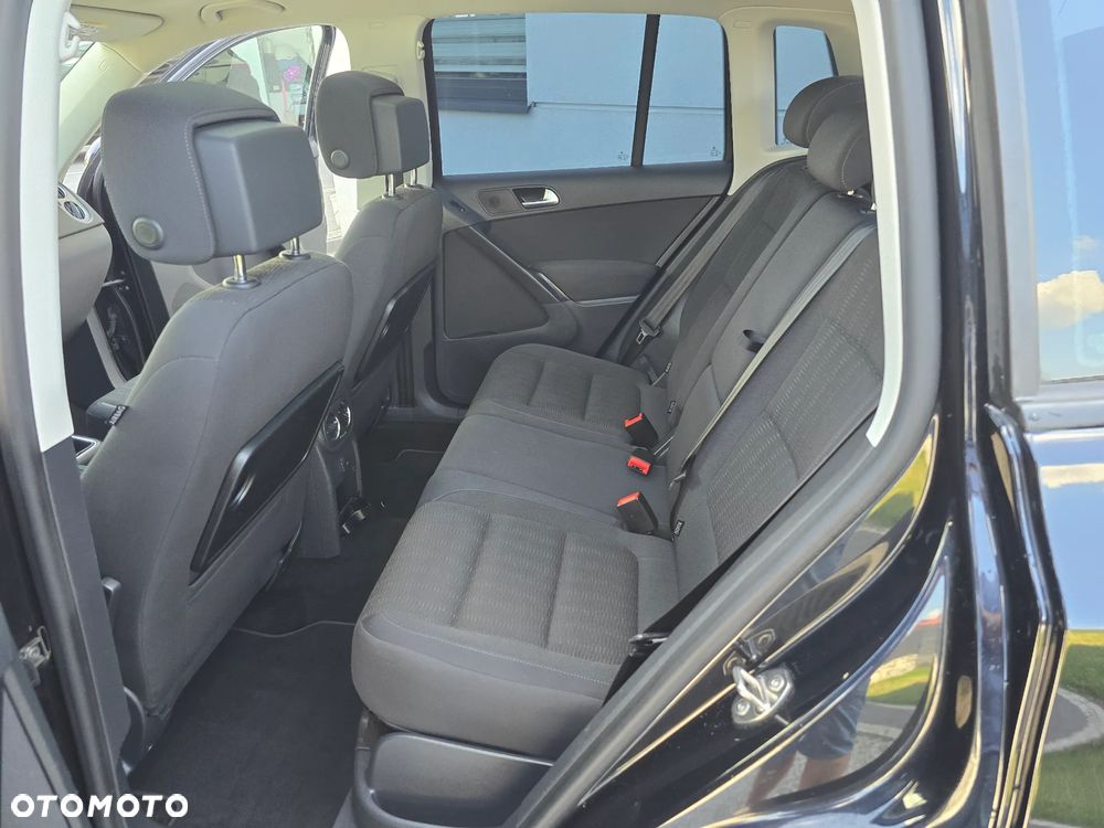 Volkswagen T-Cross - 11
