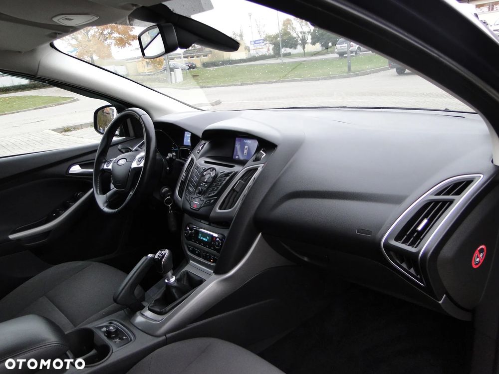 Ford Focus 1.6 TDCi DPF Titanium - 26