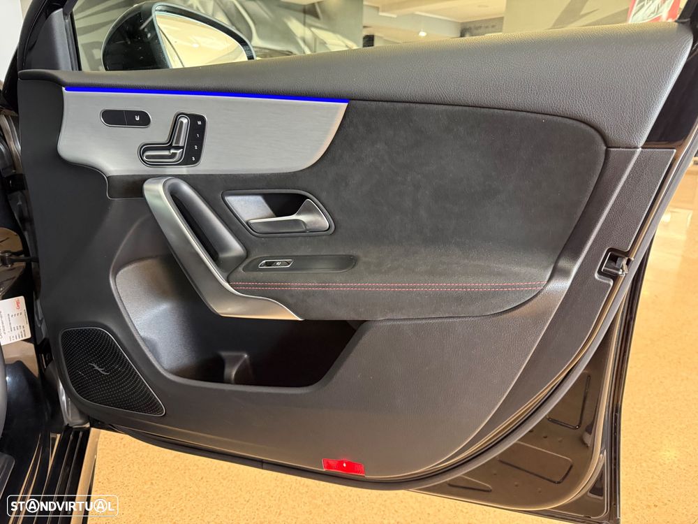 Mercedes-Benz A 35 AMG 4Matic - 13