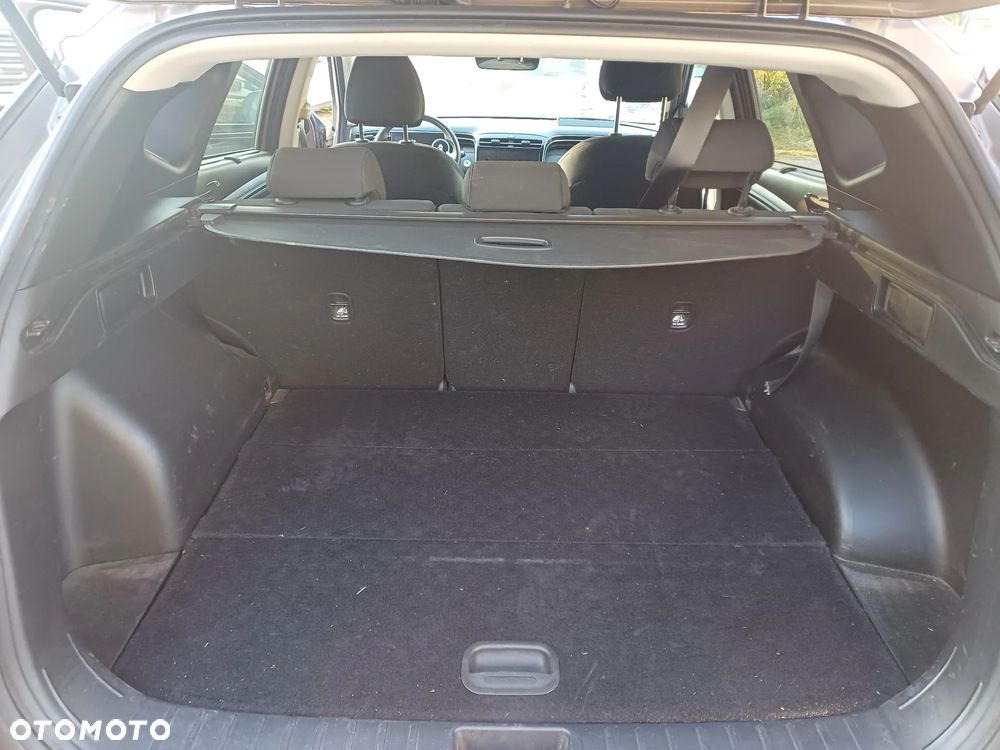 Hyundai Tucson 1.6 T-GDi HEV Executive 2WD - 19