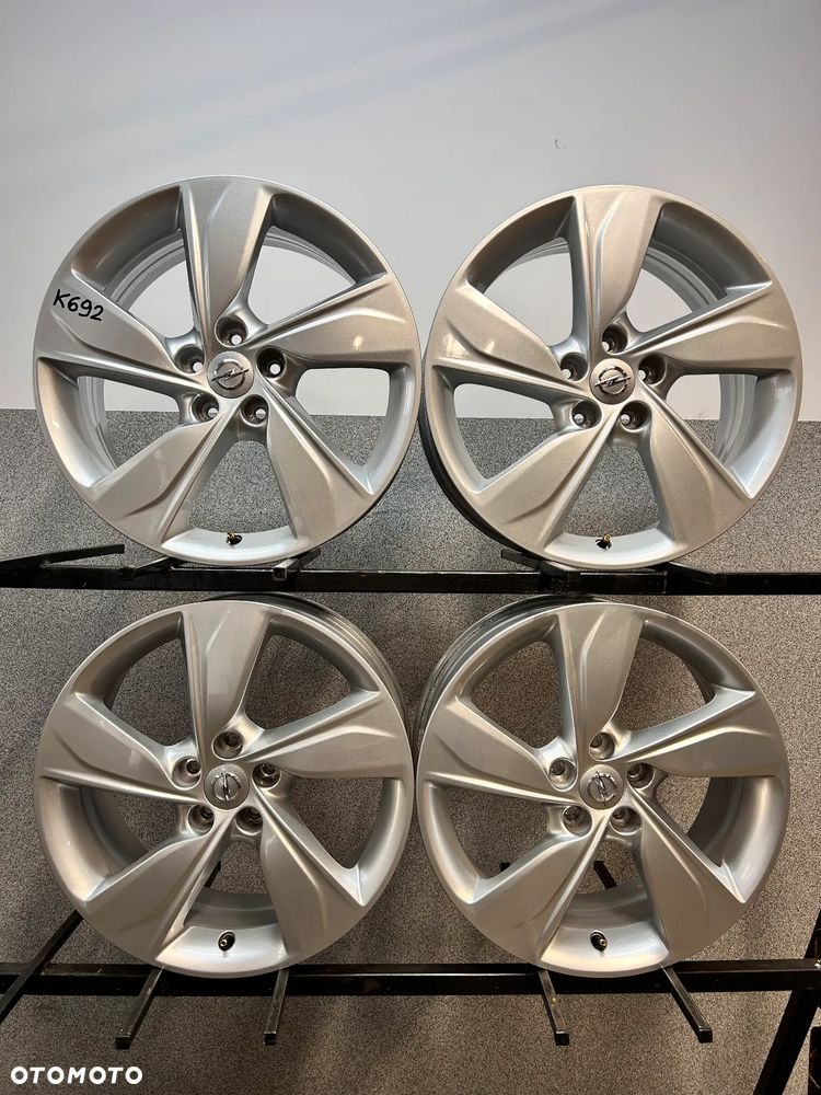 4 FELGI ALU. OPEL GRANDLAND X 18'' 7,5J  ET49 GM: YP000 643 80, MAPSA 04322X