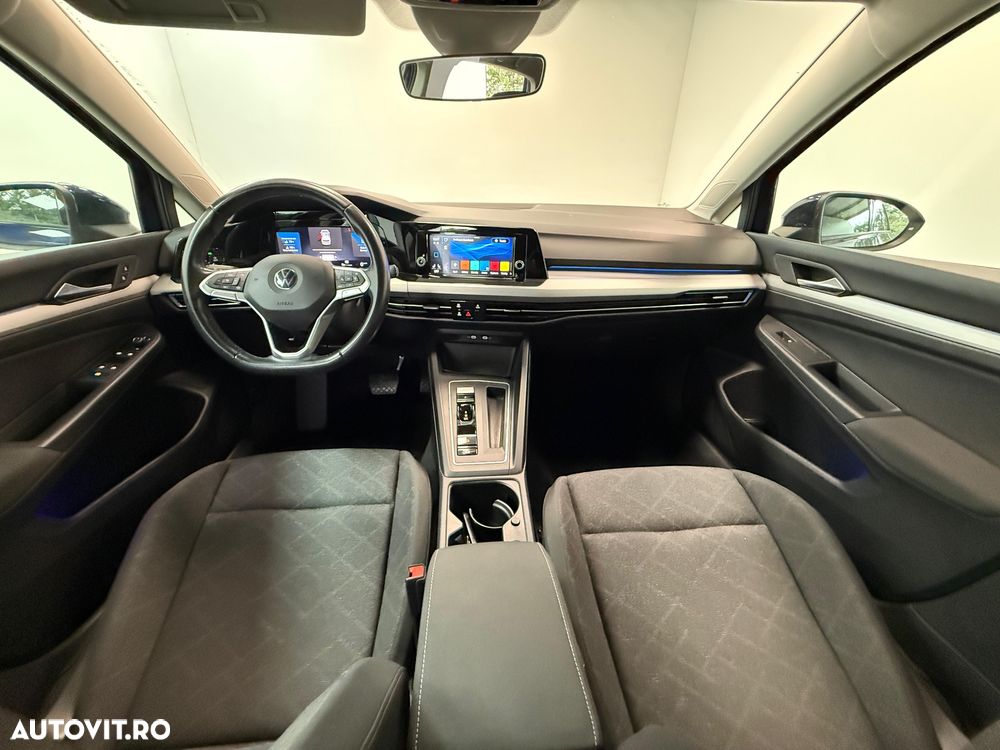 Volkswagen Golf 1.0 eTSI DSG MHEV Life - 25