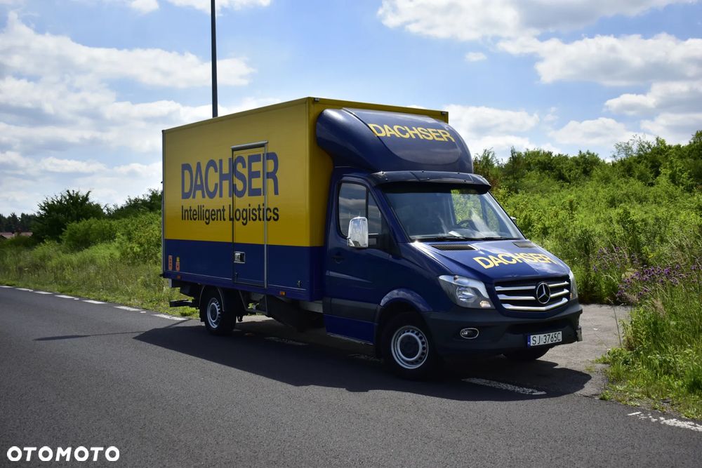 Mercedes-Benz Sprinter - 7