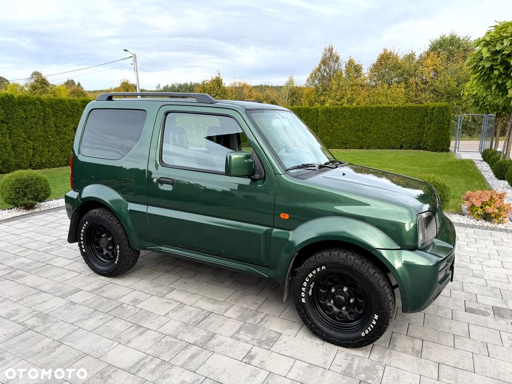 Suzuki Jimny 2011 photo 4