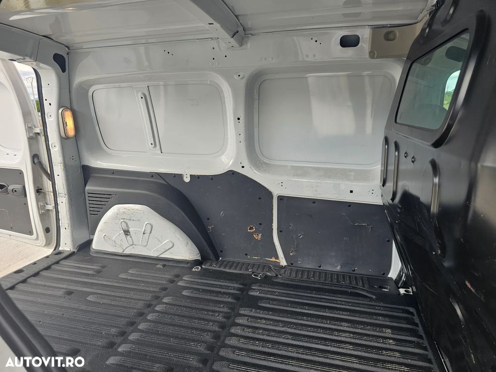 Renault Kangoo 1.5 Blue 95 ZEN - 14
