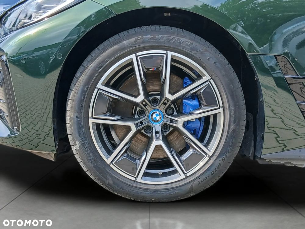 BMW i4 80.7kWh eDrive 35 M Sport - 8