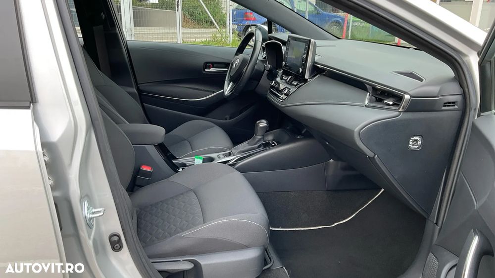 Toyota Corolla 1.8 HSD Dynamic - 33