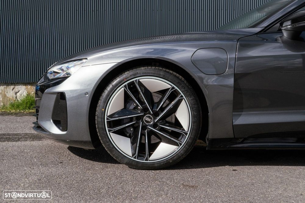 Audi e-tron GT quattro - 52