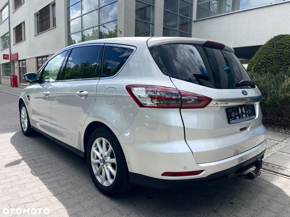 Ford S-Max - 9