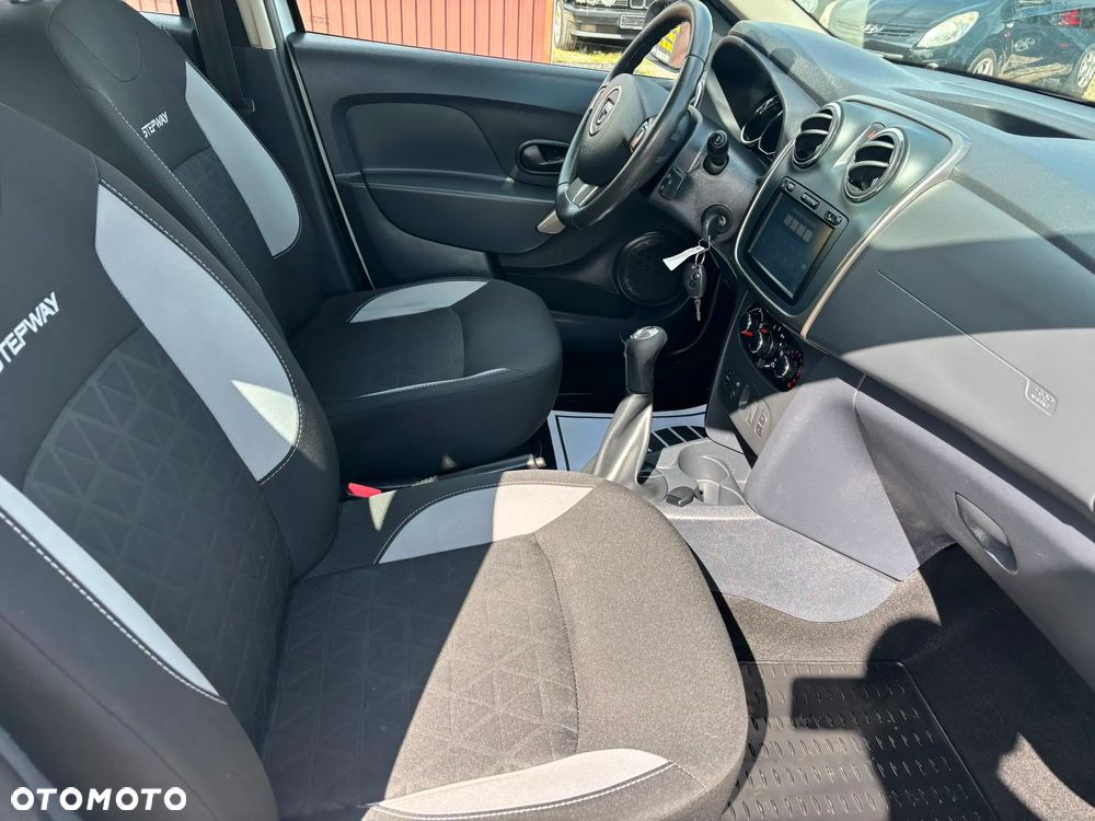 Dacia Sandero TCe 90 Laureate - 22
