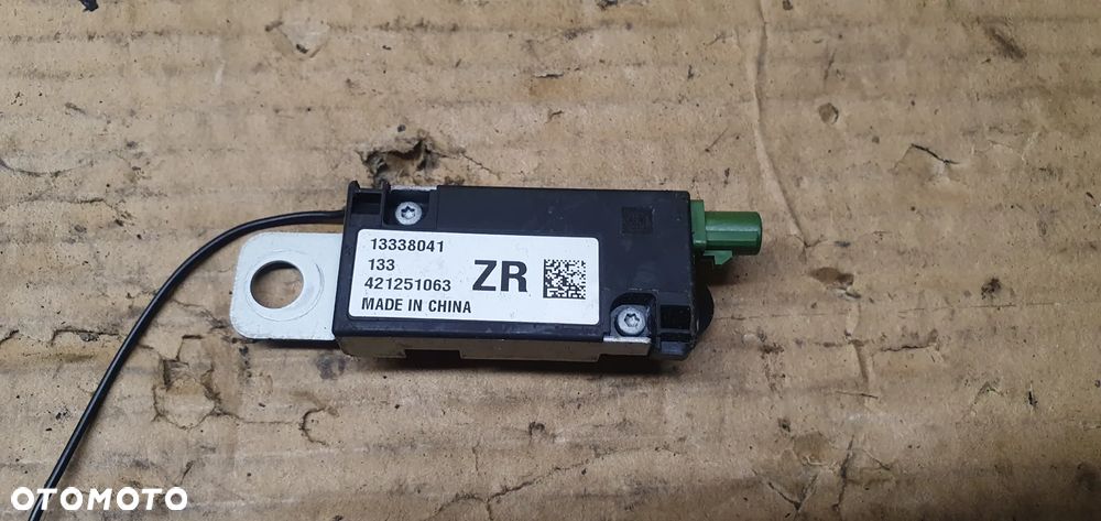 Wzmacniacz anteny moduł Opel Zafira C 13338041 - 2