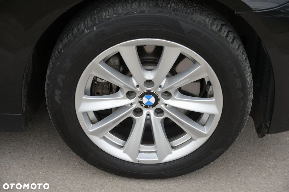 BMW Seria 5 525d - 15