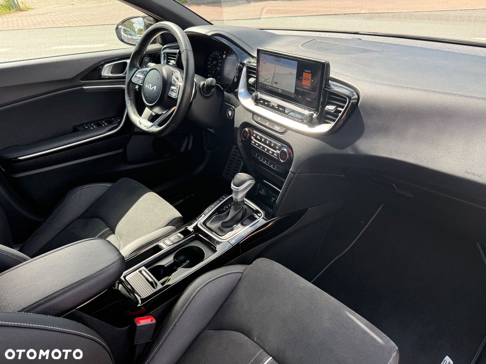 Kia Ceed 1.5 T-GDI DCT7 OPF GT Line - 23