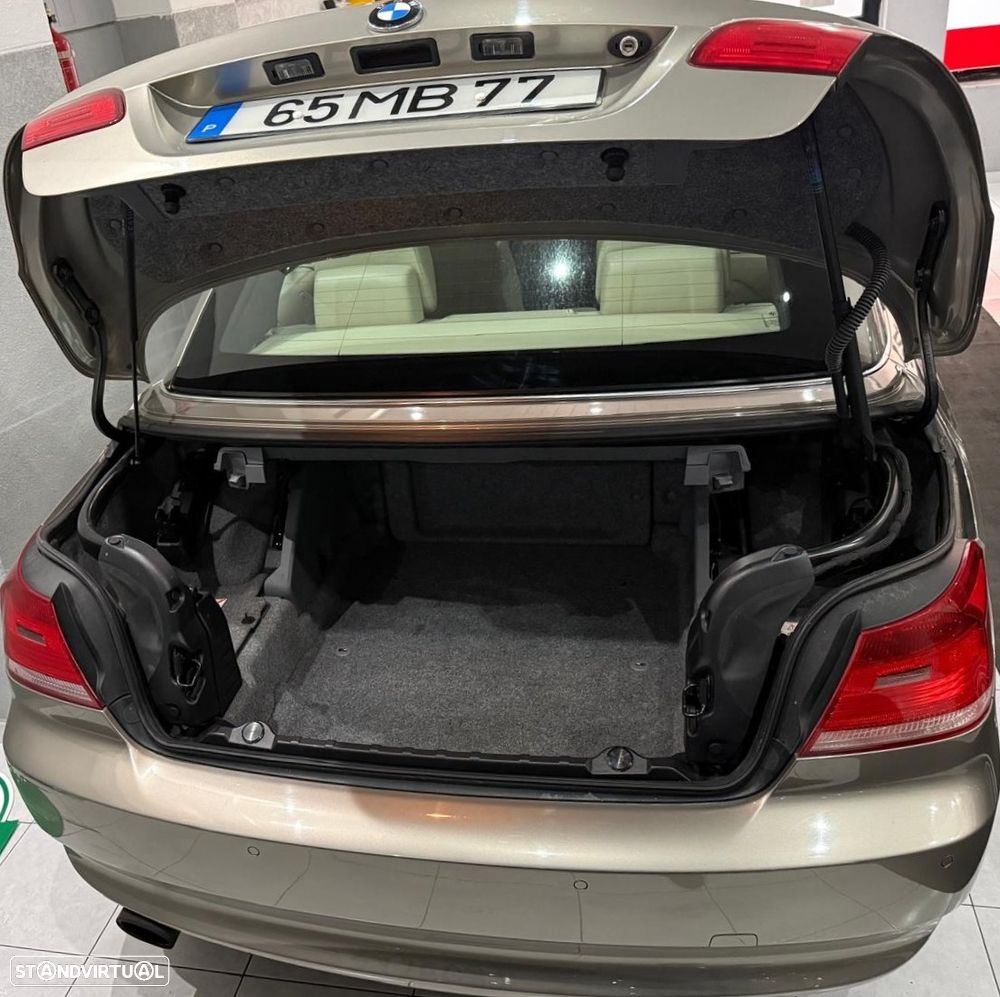 BMW 320 i Edition Exclusive - 21