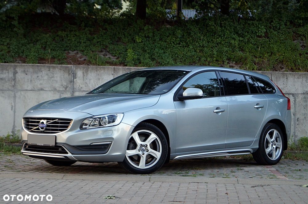 Volvo V60 D4 Geartronic Summum - 2