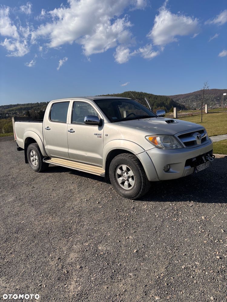 Toyota Hilux 2.5 D-4D DLX - 7