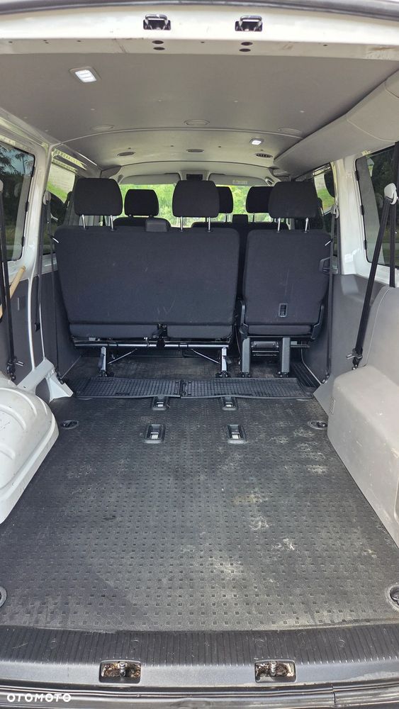 Volkswagen Transporter Kombi L2H1 - 15