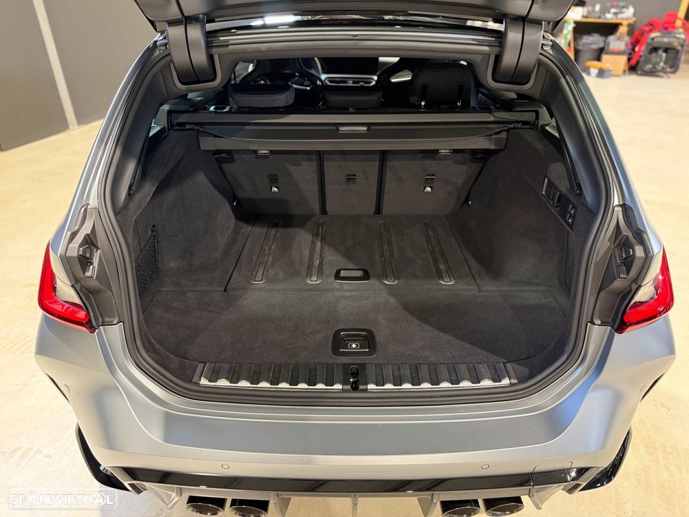 BMW M3 Competition xDrive - 23