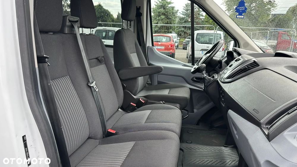Ford Transit - 33